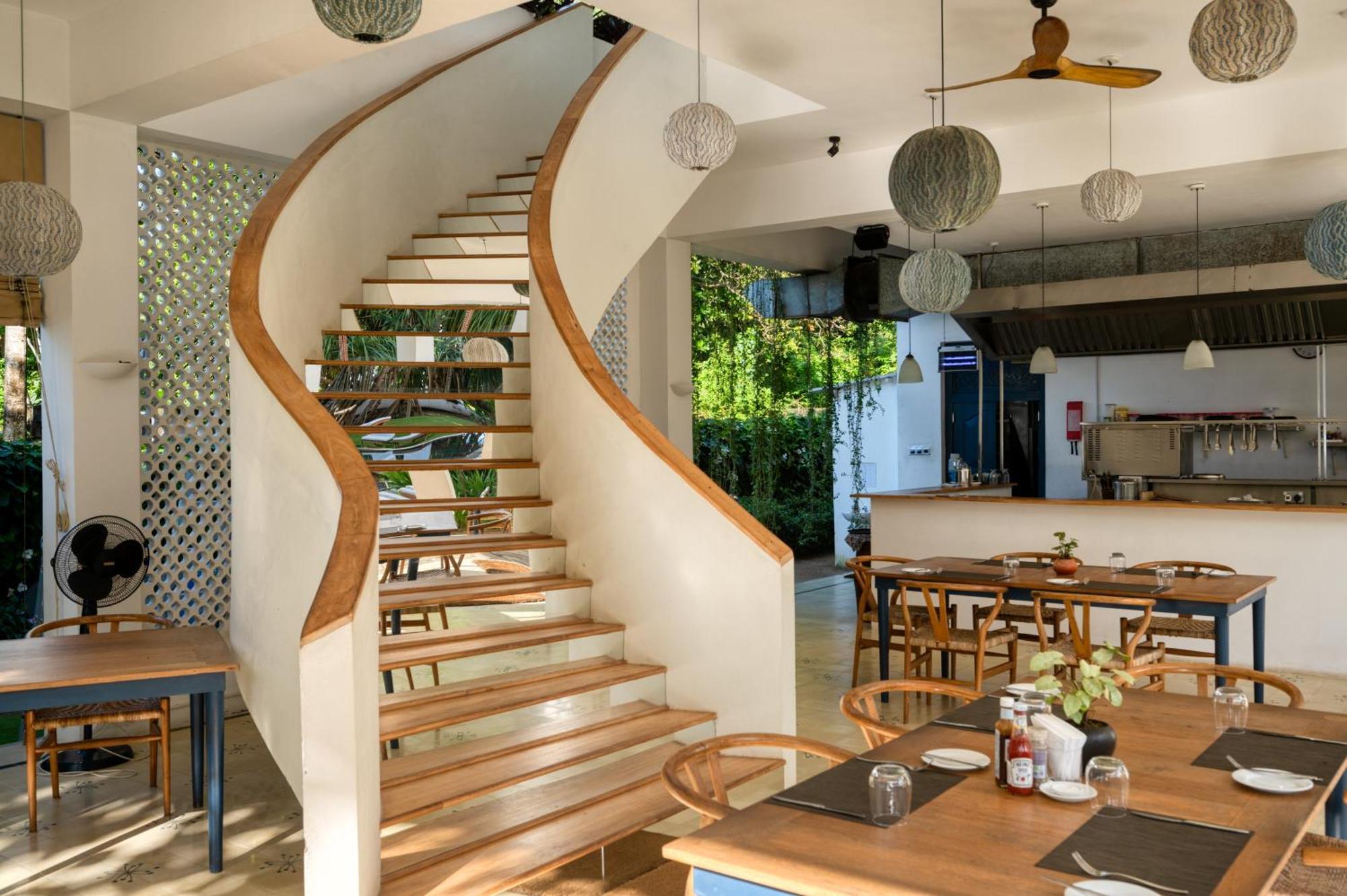 Halcyon Mawella Hotel Tangalle Bagian luar foto