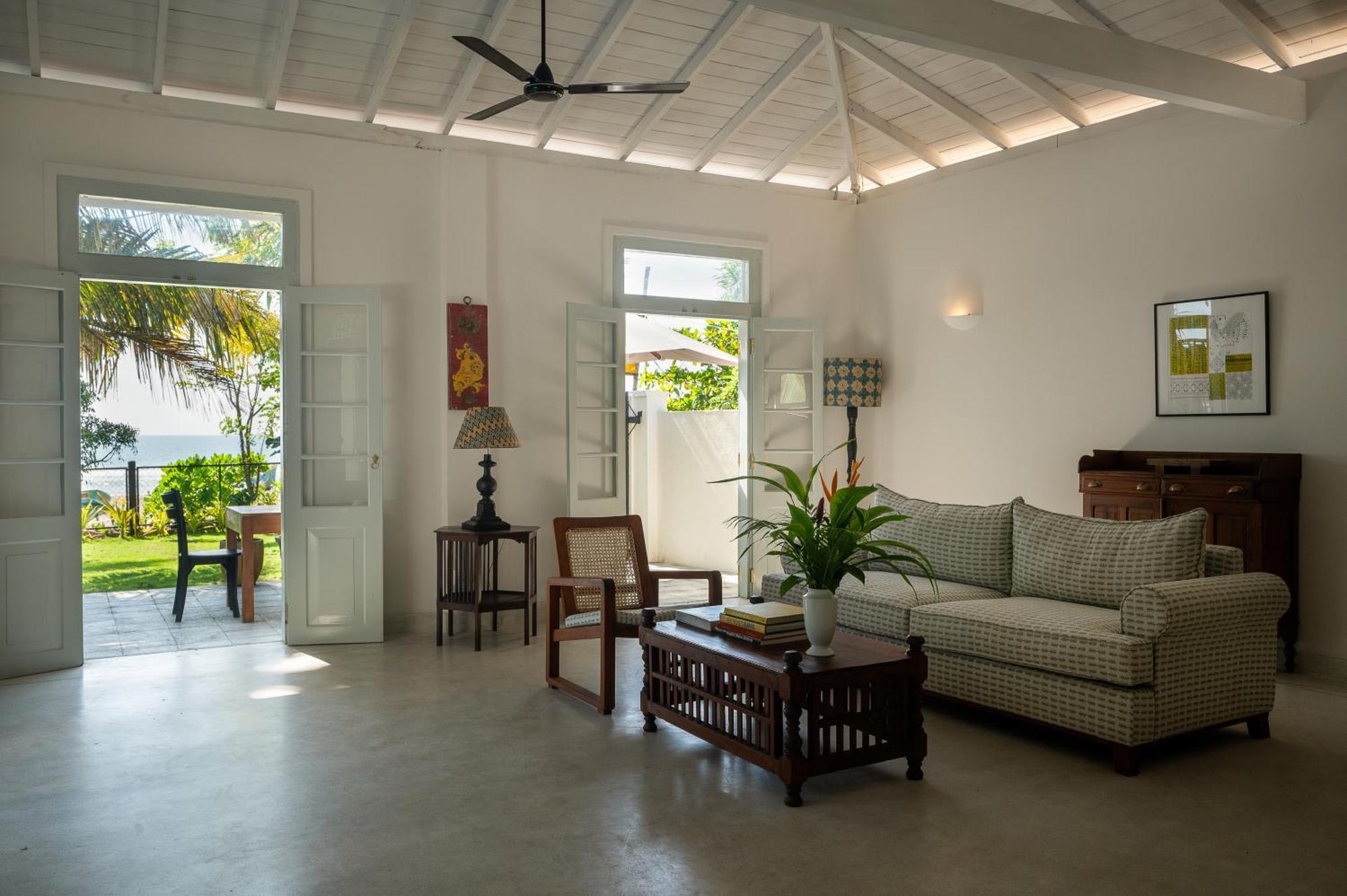 Halcyon Mawella Hotel Tangalle Bagian luar foto